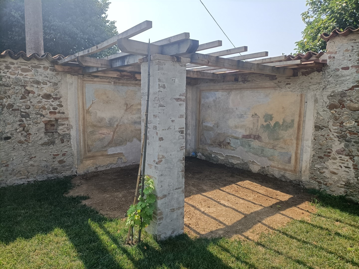 pergola e affreschi